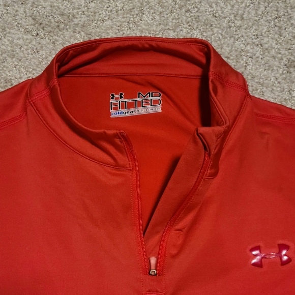 Set of Woman's Under Armour Pullovers - Picture 4 of 6